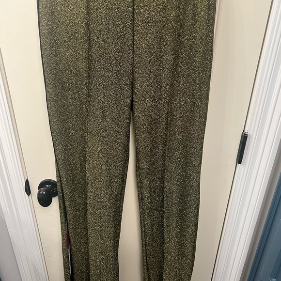 Gold Long sleeve/pant 2 piece set - Picture 5 of 9